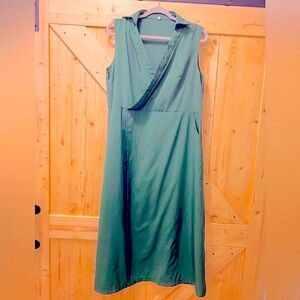 🙌☀️Loft Green Collard Cut-less Sleeved High Slit Long Dress